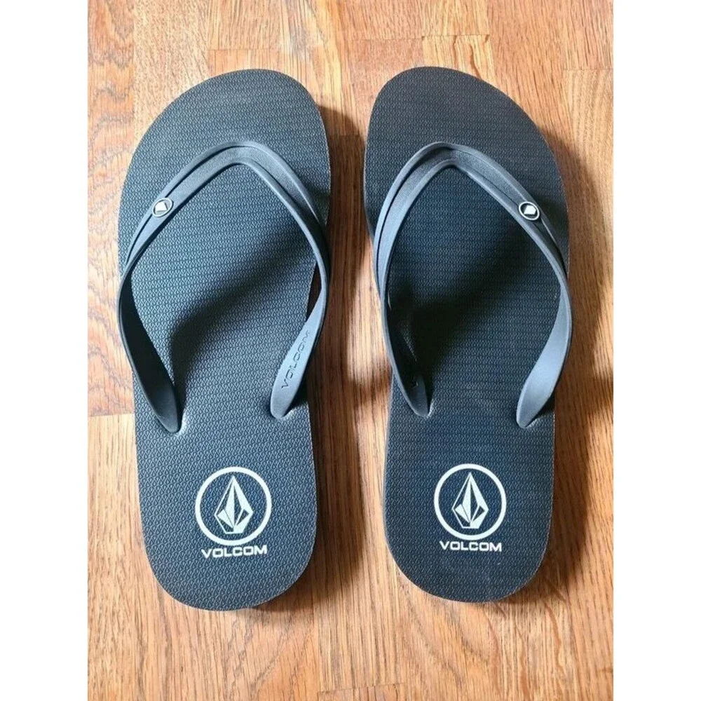 Volcom Classic Black Flip Flops Men's Size 9